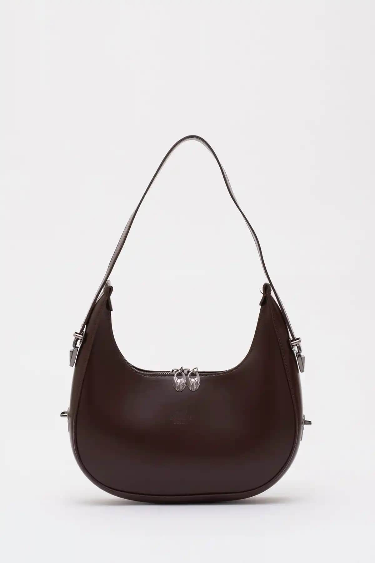 Shaka Shk110 Kahverengi Çanta: Çok Yönlü ve Şık Günlük Kullanım İçin Tasarlandı