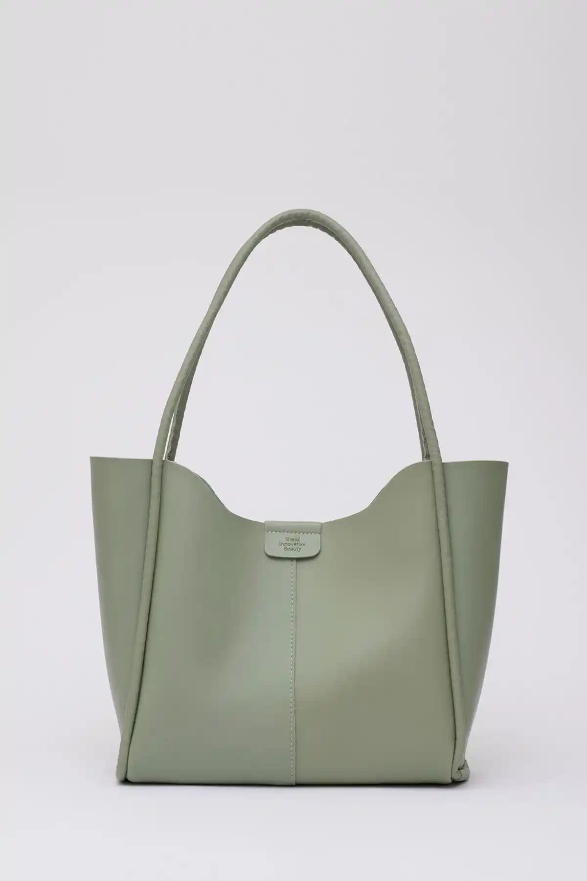 Shaka Yeşil Çıtçıtlı Suni Deri Makyaj Çantası Geniş İç Hacim ve Şık Tasarım