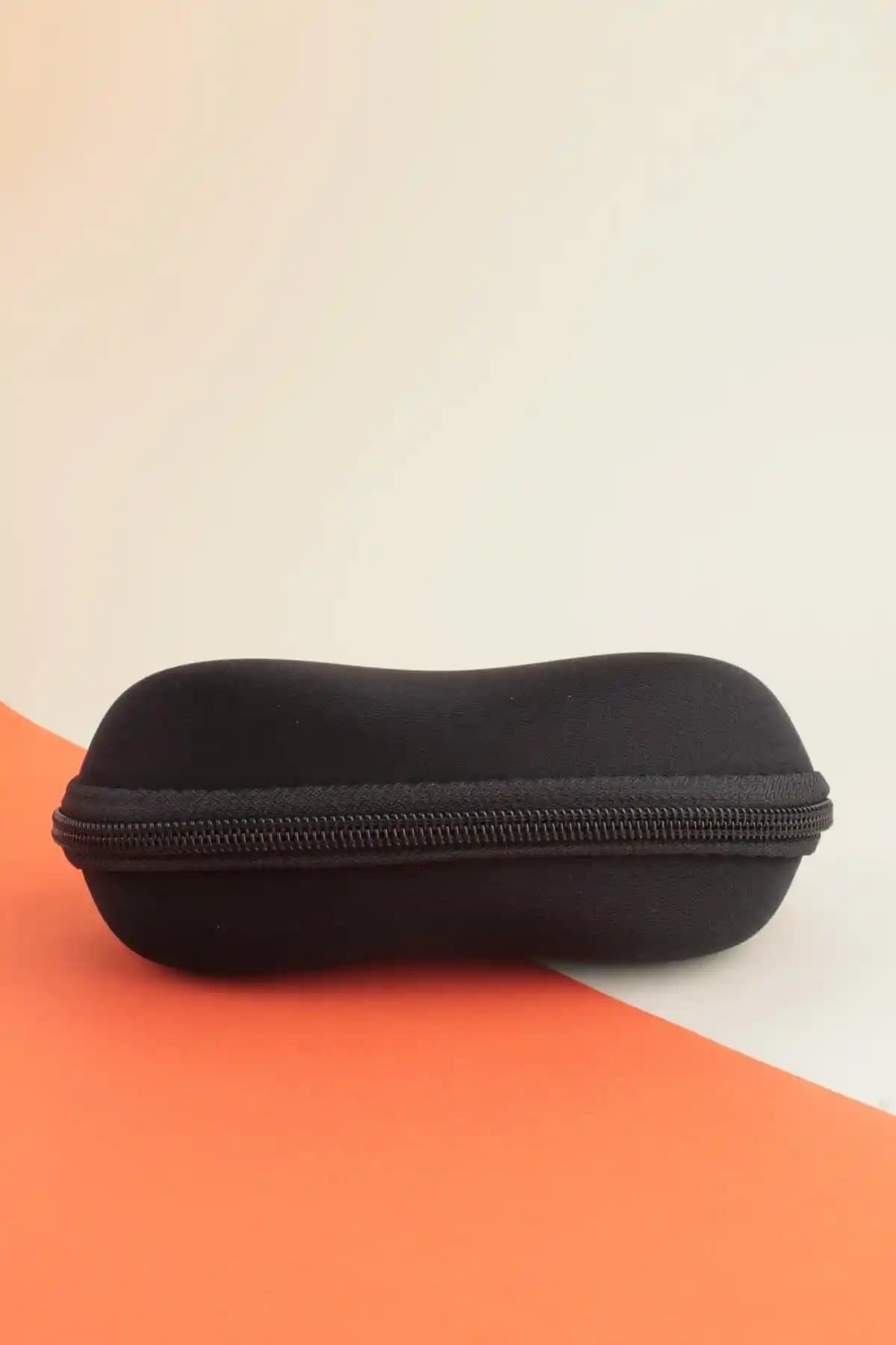 Silvio Monetti Fermuarlı Siyah Gözlük Kılıfı Şık ve Koruyucu Tasarım