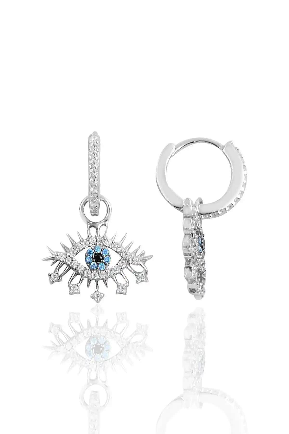 Söğütlü Silver Gü<müş> Lareyn Halka Küpe: Şıklık ve Kalitenin Zarif Buluşması