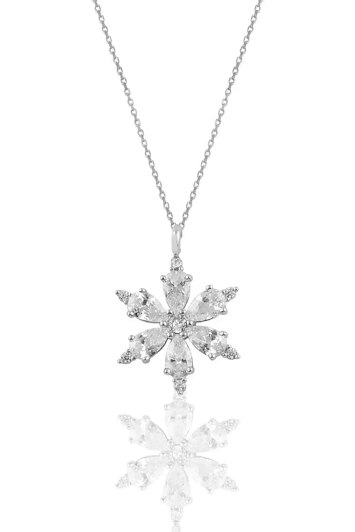 Söğütlü Silver Gümüş Rodyum Kaplı Kar Tanesi Kolye, Zarif ve Dayanıklı Tasarım