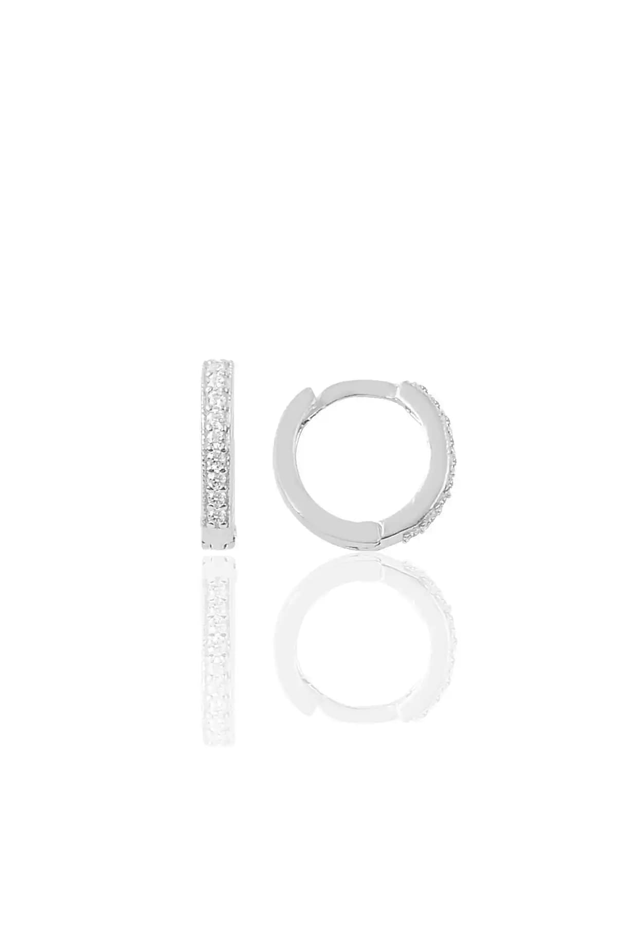 Söğütlü Silver Rodyum Kaplamalı Zirkon Taşlı 11 mm Halka Küpe - Zarif ve Dayanıklı Takı Seçeneği