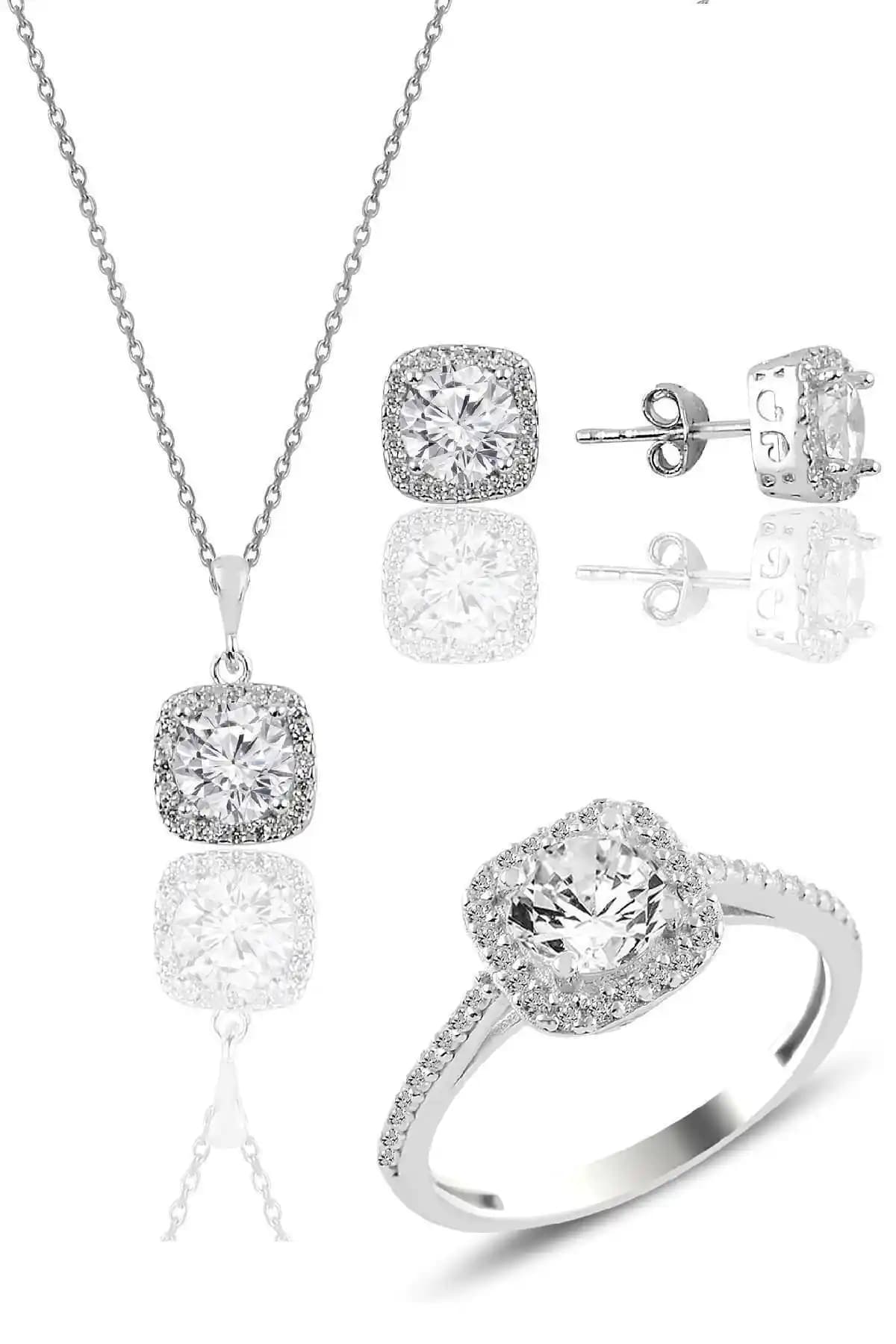 Söğütlü Silver Rodyumlu Zirkon Taşlı Kare Üçlü Takım Modern ve Dayanıklı Tasarım