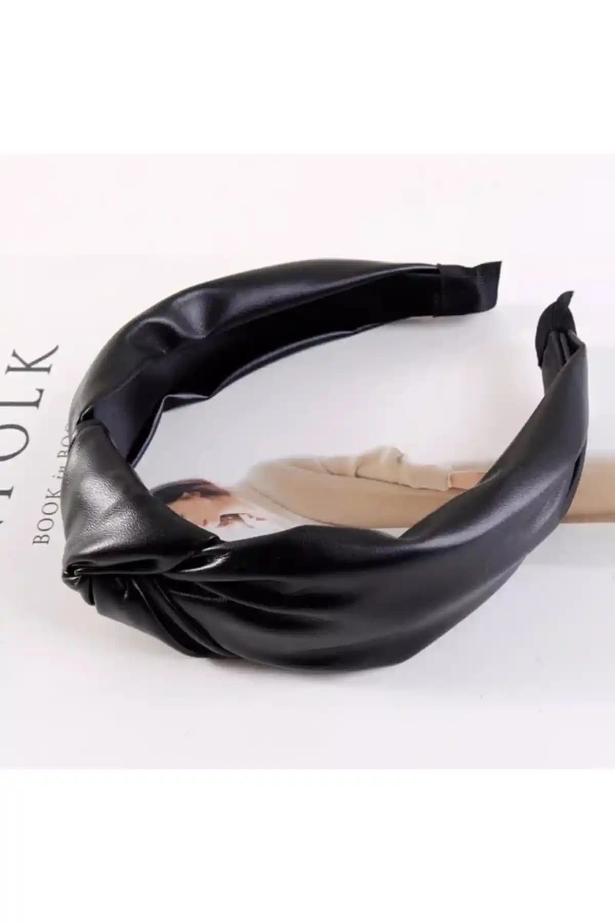 Taç Saç Bandları Karşılaştırması: Şık ve Kullanışlı Modellerin Detaylı Analizi