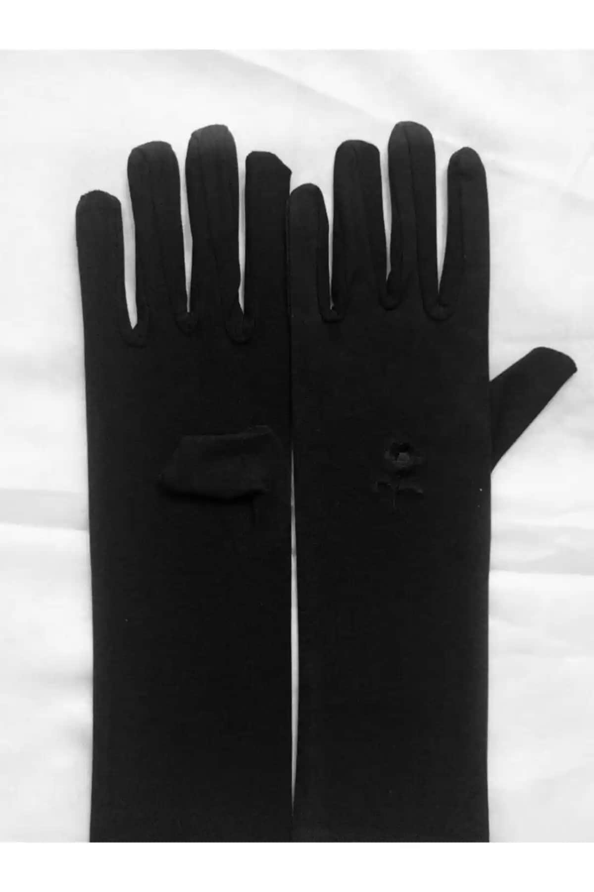 Tesettür Eldivenleri Karşılaştırması: Likra ve Kanaviçe Modelleri Hakkında Bilgiler