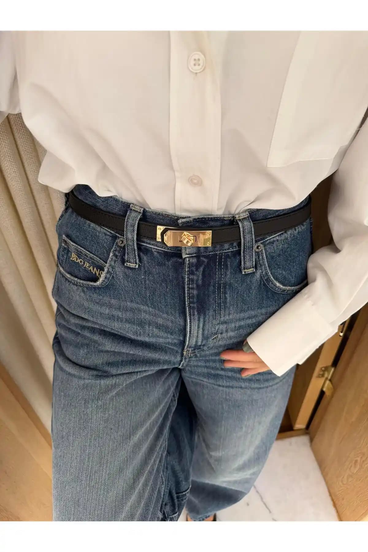 Tina İstanbul Altın Detaylı Siyah Kadın Kemerleri Şık ve Dayanıklı Tasarım