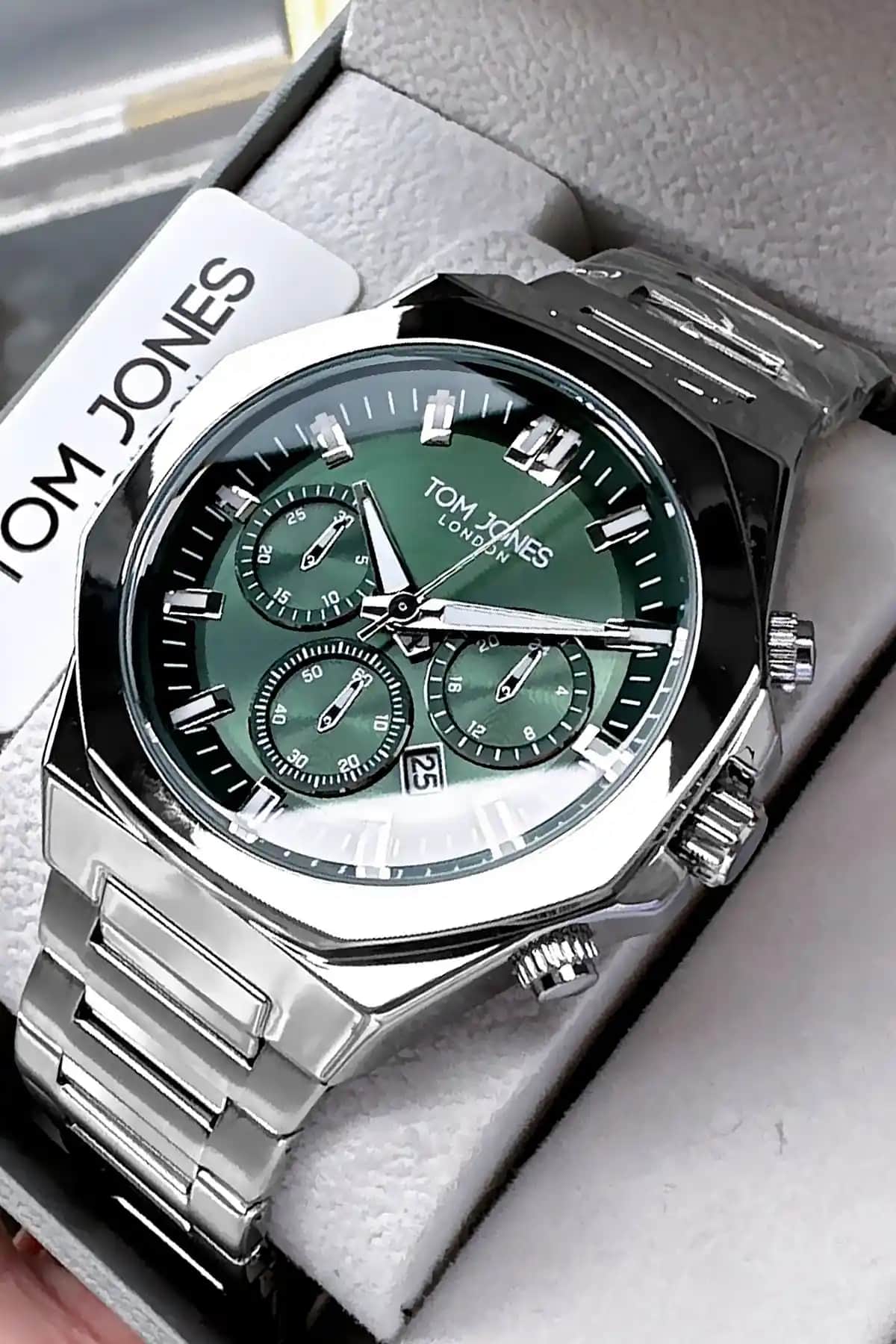 Tom Jones Yeni Szn Erkek Kol Saati: Şıklık ve Fonksiyonelliğin Modern Buluşması