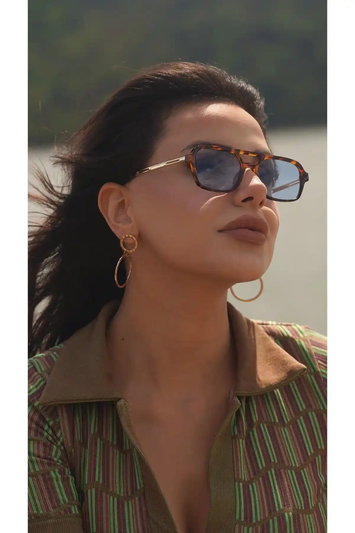 TomyHelf Kadın Güneş Gözlüğü: Şıklık ve Göz Sağlığını Bir Arada Sunan Modern Tasarım