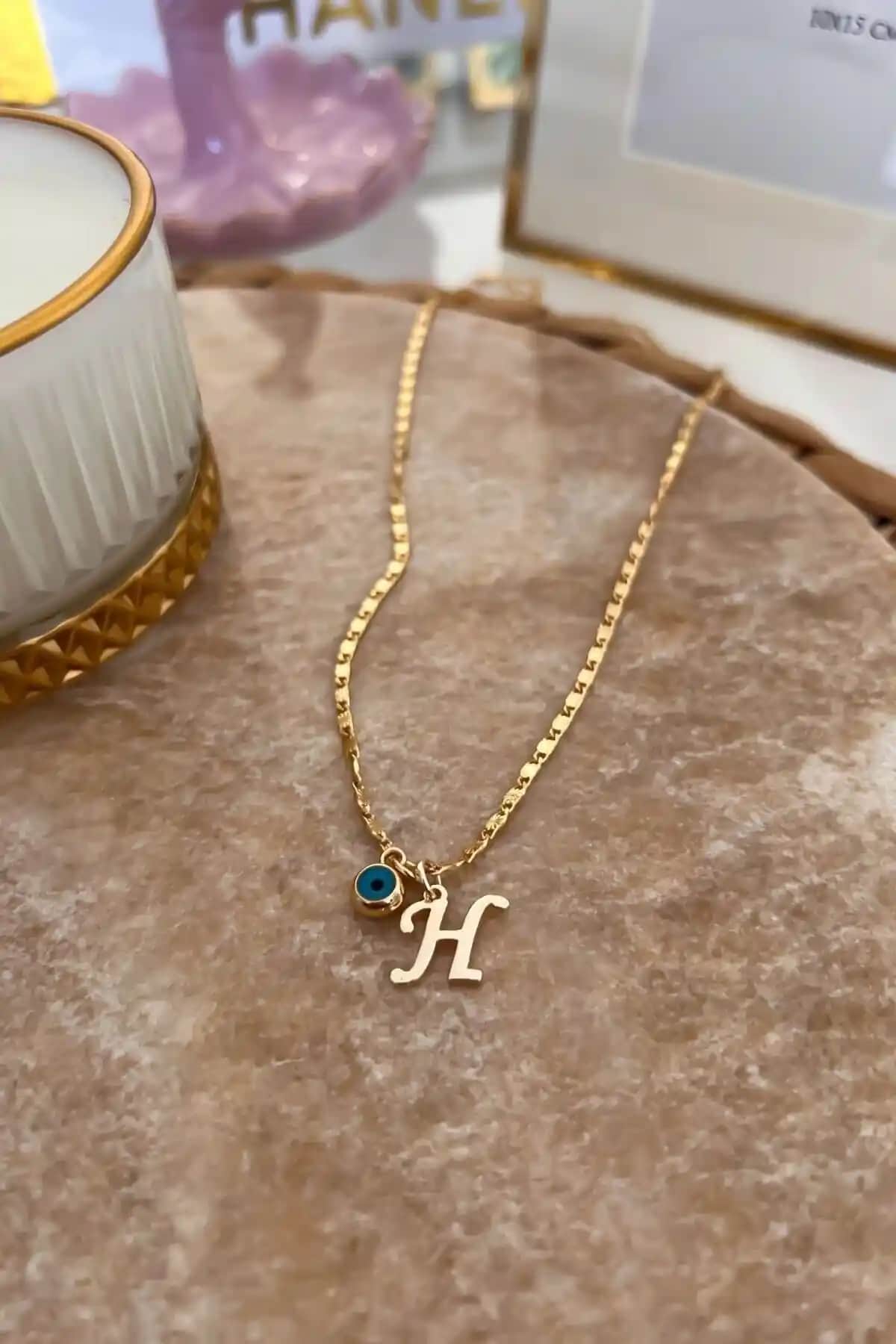 Trendy Butik H Harfi ve M Harfi Kolye Karşılaştırması: Özellikler ve Kullanıcı Yorumları