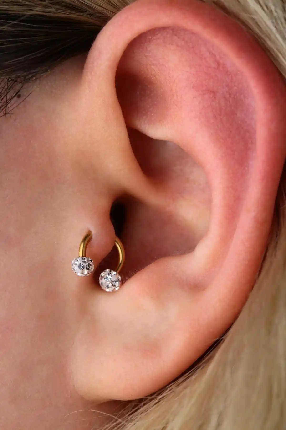 Vilma Aksesuar Cerrahi Çelik Piercing Helix ve Tragus için Şık ve Dayanıklı Tasarım