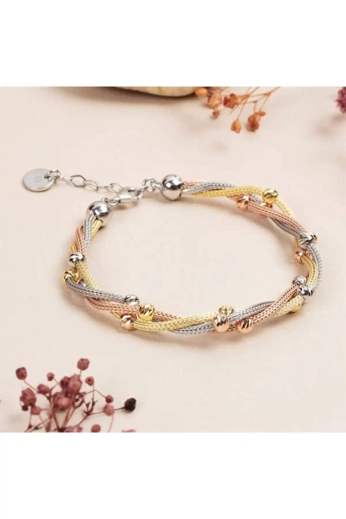 Yantra Silver Kadın Üçlü Burma Toplu Gümüş Dorika Bileklik: Zarif ve Dayanıklı Takı Seçeneği