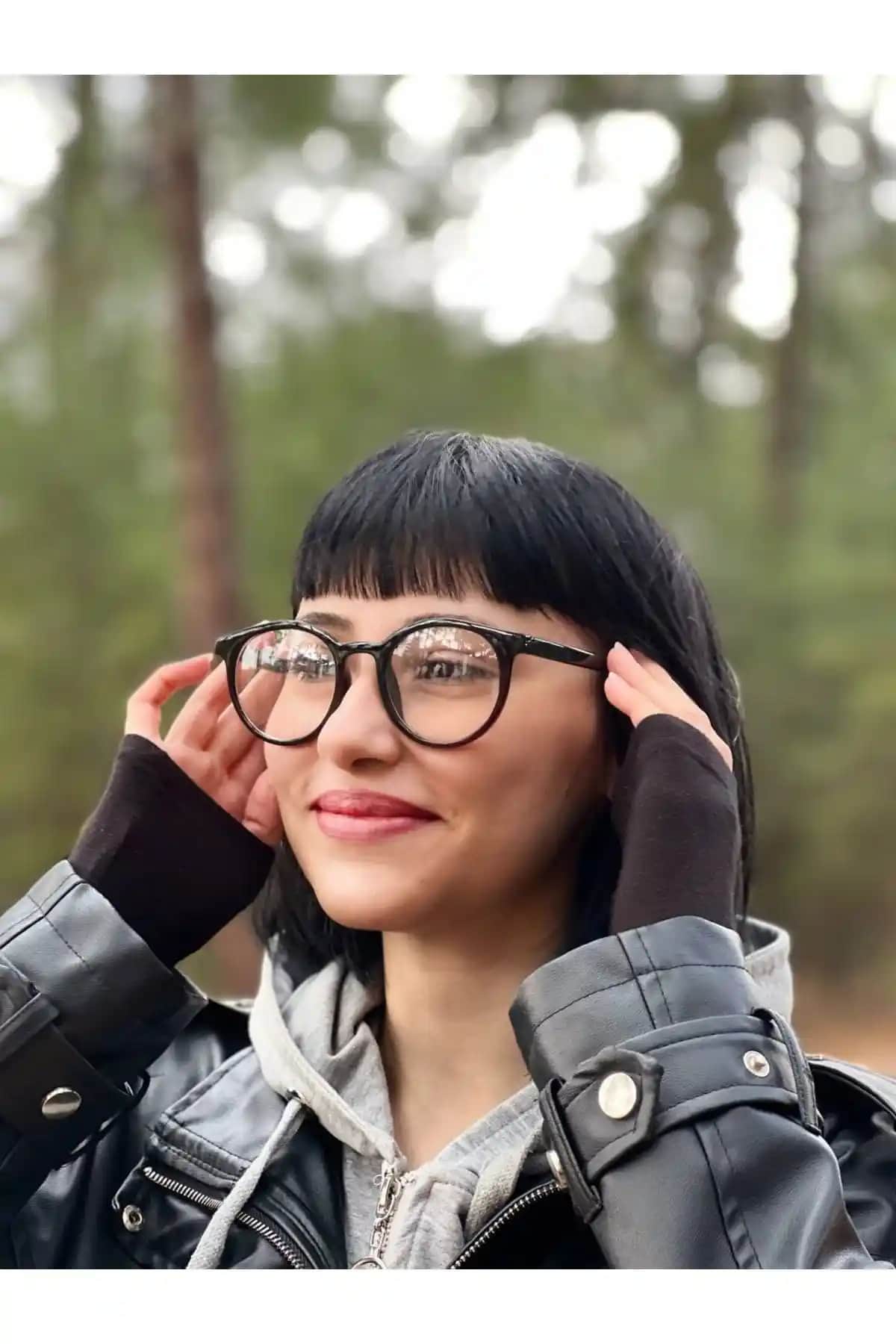 Yuvarlak Şeffaf Unisex Güneş Gözlüğü: Modern ve Dayanıklı Tasarım Çözümleri