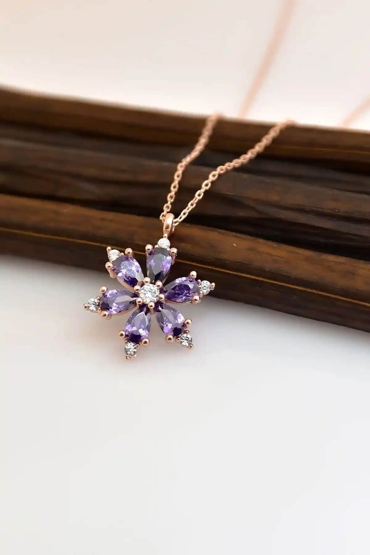 Zanaatsilver 925 Ayar Gümüş Ametist Taşlı Lotus Kamelya Çiçeği Kolye