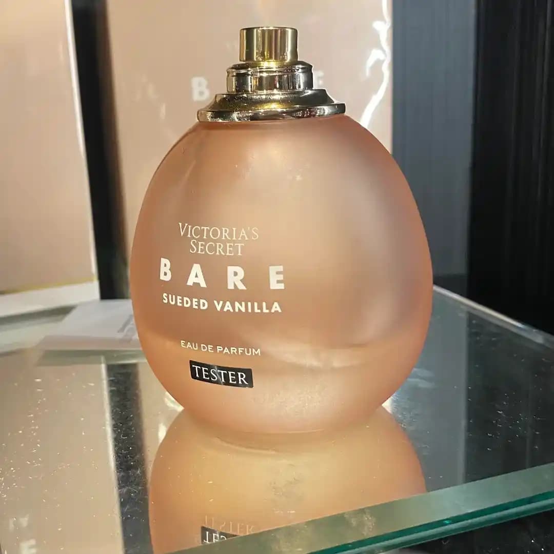 Alışveriş Merkezinde Beğenilen Parfümler ve Kullanıcı Deneyimleri Üzerine Detaylı İnceleme