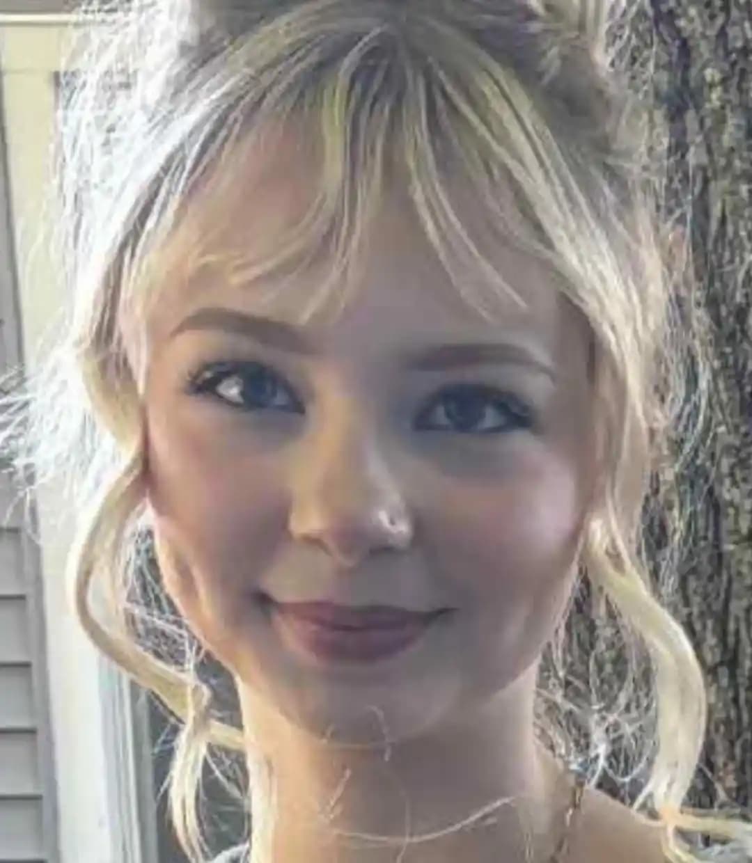 Yüz Hatlarına Uygun Makyaj Teknikleri ve Doğal Güzelliği Vurgulama Yöntemleri