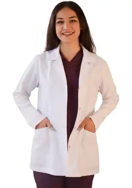 Kadınlar İçin Beyaz Laboratuvar Önlüğü Gömlek Yaka Tasarımı ve Malzeme Özellikleri