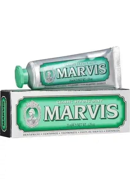 Marvis Classic Strong Mint Diş Macunu: Ferahlatıcı ve Etkili Temizlik Sağlayan Ağız Bakım Ürünü