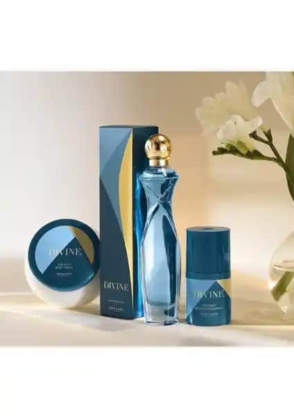 Oriflame Divine Edp 50 ml Parfüm Seti: Zarif ve Feminen Kokusu ile Şıklık ve Kalıcılık