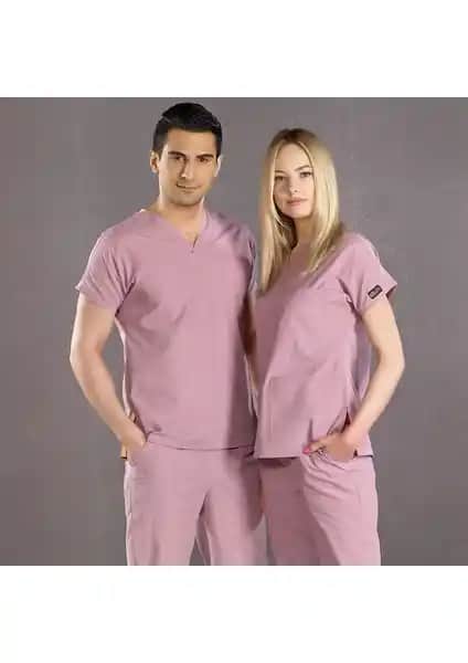Sağlık Çalışanları İçin Gül Kurusu Doktor Hemşire Forması Ürün Özellikleri ve Kullanım Avantajları