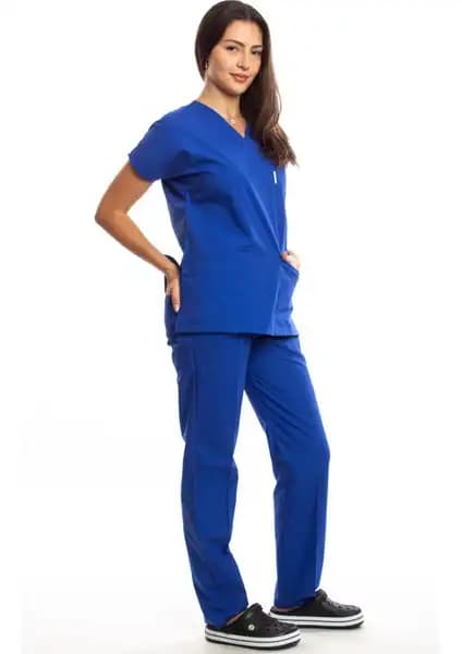 Simirna Üniforma Cerrahi Doktor Hemşire Forması Saks Mavisi Gelişmiş Konfor ve Dayanıklılık