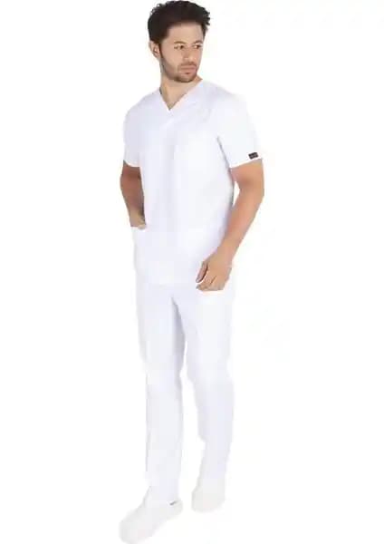 Vehbi Erkek Doktor Hemşire Forması: Yüksek Kalite ve Dayanıklılık Sunan Medikal Giysi
