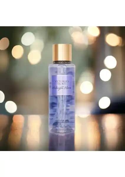 Victoria's Secret Midnight Bloom Vücut Spreyi: Hafif ve Çekici Koku Deneyimi
