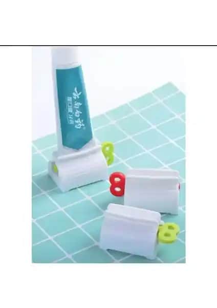 Çevirmeli Diş Macun Sıkacağı: Kullanışlı ve Hijyenik Ağız Bakım Aracı