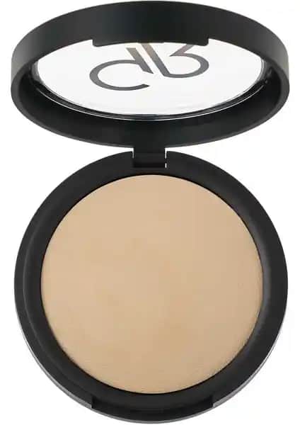 Golden Rose Mineral Pudra ile Doğal ve Pürüzsüz Makyaj Deneyimi Sunar