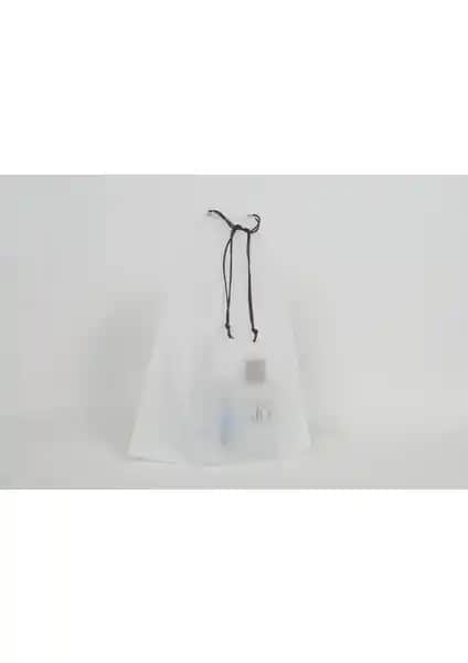 Modern ve Fonksiyonel Şeffaf Su Geçirmez Kozmetik Çantası 30x40 cm ile Seyahatlerde Pratiklik