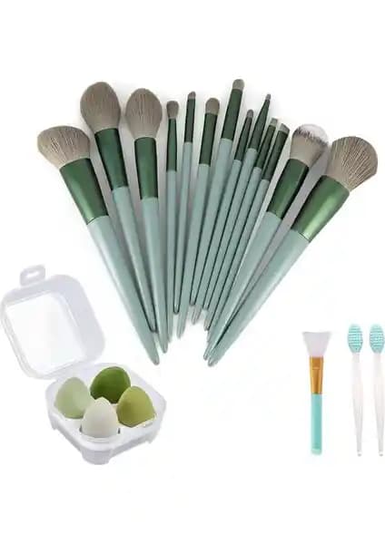 Muğgan 4'lü Cilt Bakım Seti: Günlük Güzellik ve Bakım İçin Çok Fonksiyonlu Çözüm