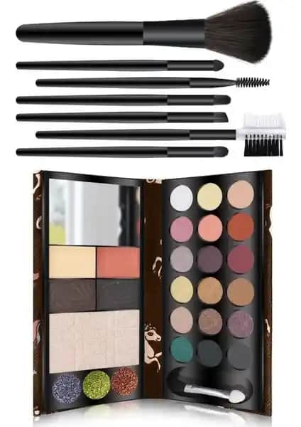 Mujgan 7'li Fırça Seti ve Şık Cüzdan ile Profesyonel ve Günlük Makyaj Deneyimi
