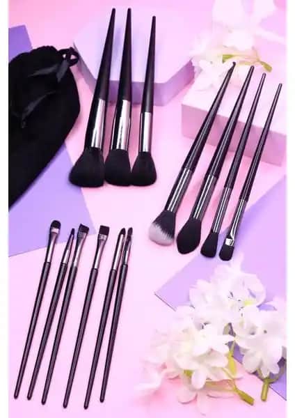 MUJGAN Fix 13'lü Fırça Seti ile Profesyonel Makyaj Sonuçları Elde Edin