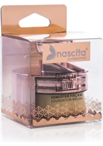 Nascita Bronzy Glow Fondöten Fırçası: Şık ve Kullanışlı Makyaj Aksesuarı