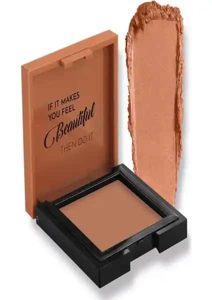 Pastel Cream Blush No:45 ile Doğal ve Kalıcı Makyaj Deneyimi