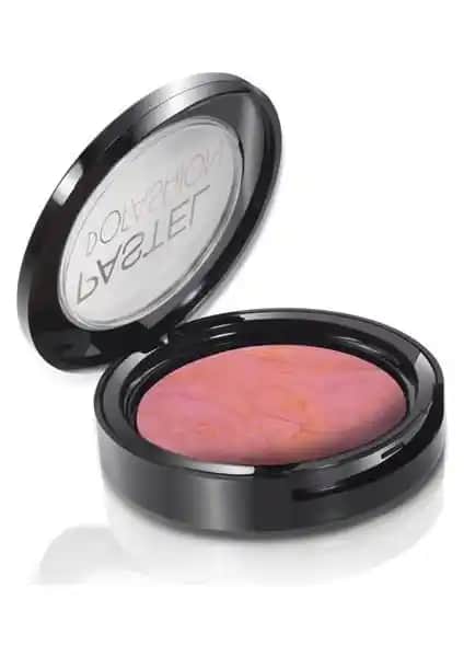 Pastel Terracotta Allık: Doğal ve Çok Yönlü Bronzluk Sağlayan Makyaj Ürünü