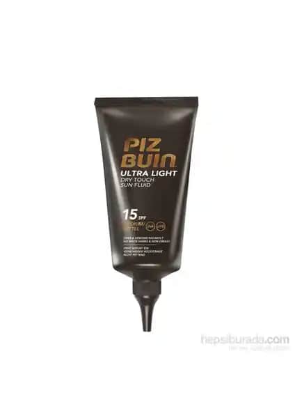 Piz Buin Ultra Hafif Akışkan Güneş Koruyucusu SPF 15 ile Güvenli ve Rahat Güneşlenme Deneyimi