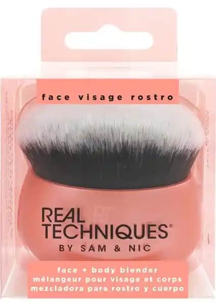 Real Techniques Face+Body Blender Foundation Fırçası: Çok Yönlü ve Yüksek Performanslı Makyaj Fırçası