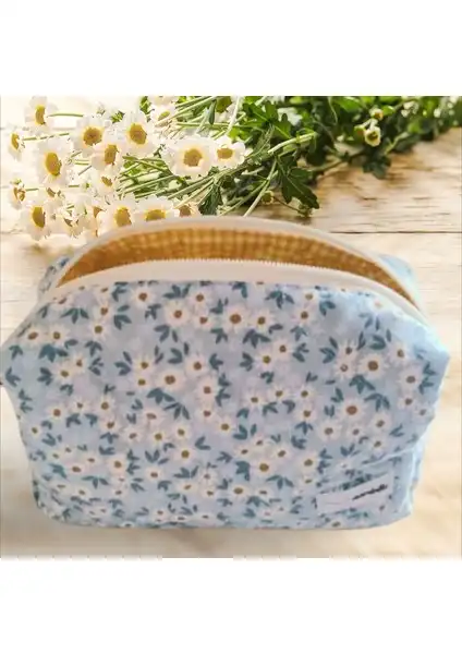 Nartella Boncuk Mavi Kapitone Papatya Desenli Taşınabilir Makyaj Çantası Özellikleri ve Kullanım Alanları