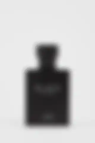 Defacto Black Erkek Aromatik Parfüm İncelemesi: Modern ve Etkileyici Bir Seçim