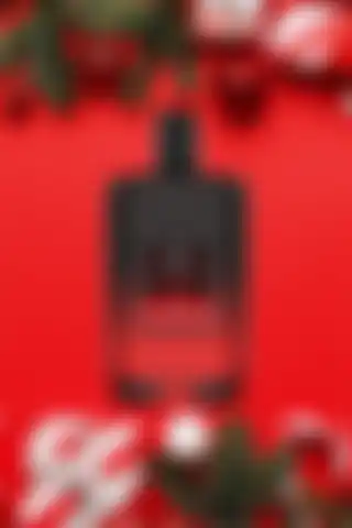Aqua Di Polo 1987 Gran Paradiso Red EDP: Enerjisi ve Kalıcılığı ile Dikkat Çekiyor