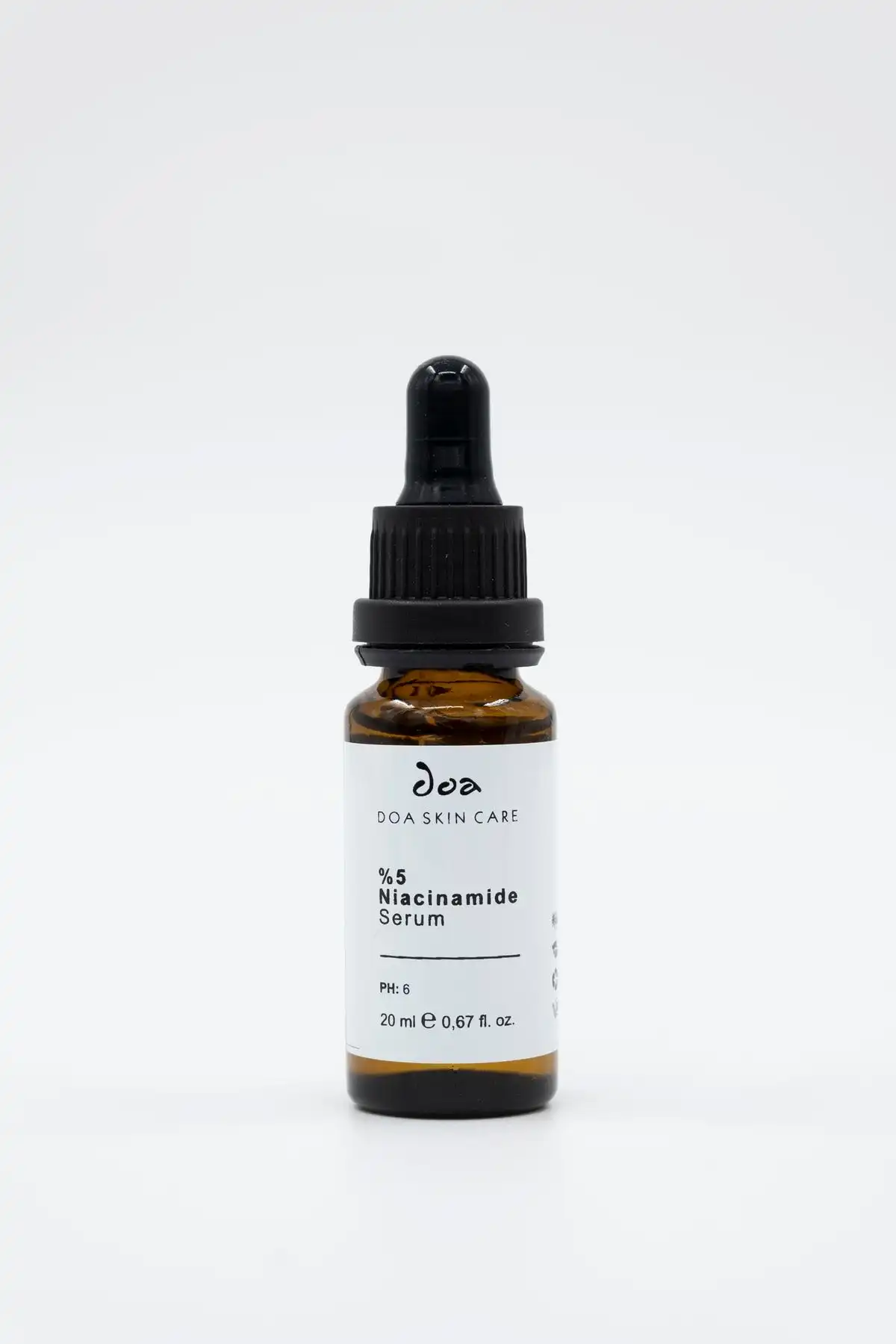 Niacinamide %5 Serum: Cilt İçin Etkili Bakım