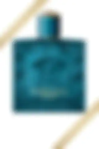 Versace Eros Erkek Parfümü: Taze ve Kalıcı Oryantal Koku Deneyimi