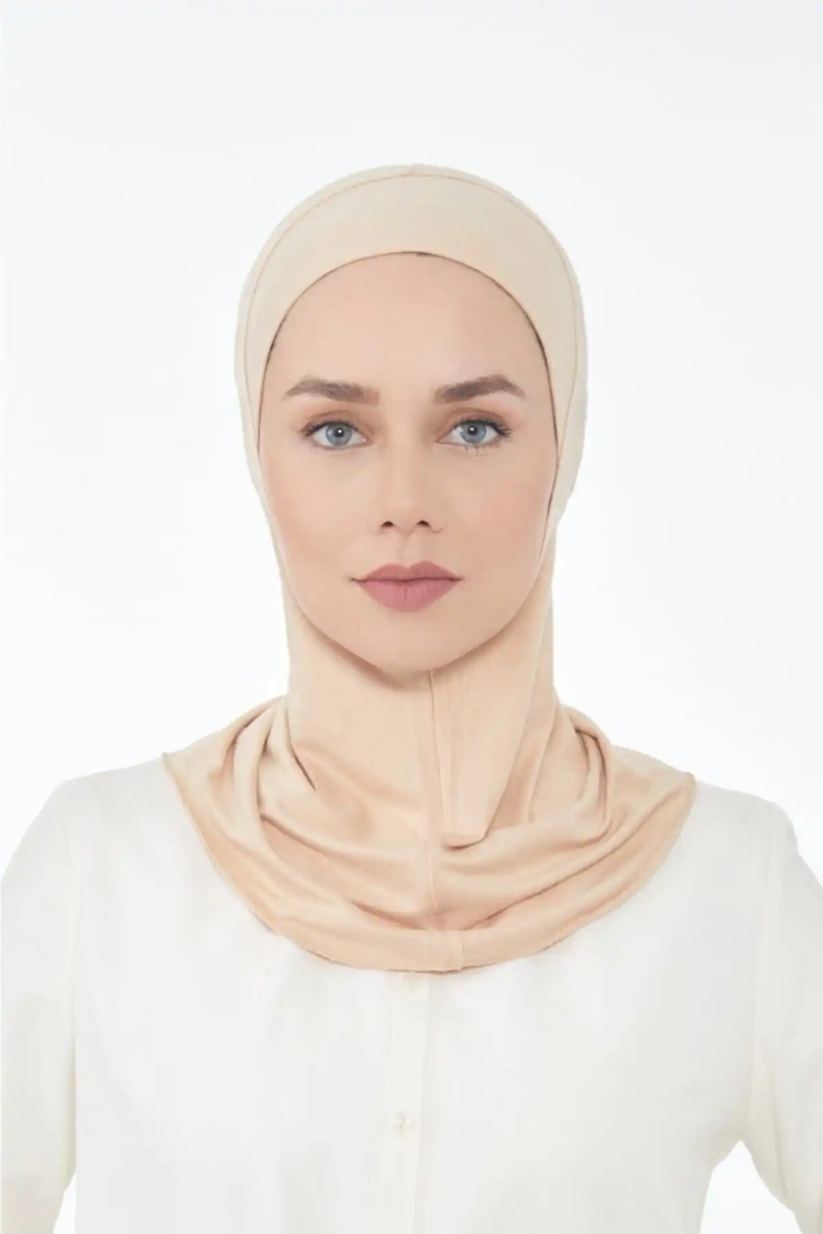 LAVENDER Boyunluklu Bone Açık Bej: Şıklık ve Konfor Sunan Modern Tasarım