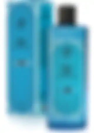 Rebul Kolonya Aqua 250 ML: Yaz Aylarında Ferahlatıcı Özelliği ile Öne Çıkıyor