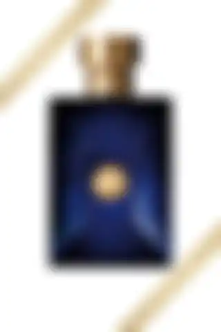 Versace Dylan Blue ve Eros Erkek Parfüm Karşılaştırması: Hangi Kokuyu Seçmeli?
