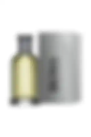Hugo Boss Boss Bottled: Şıklık ve Güvenin Aromatik Temsilcisi